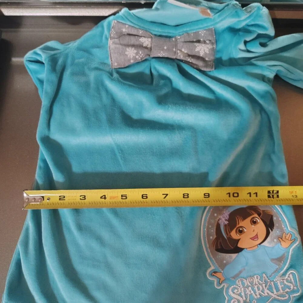 Nickelodeon branded matching set featuring Dora (size 4T)